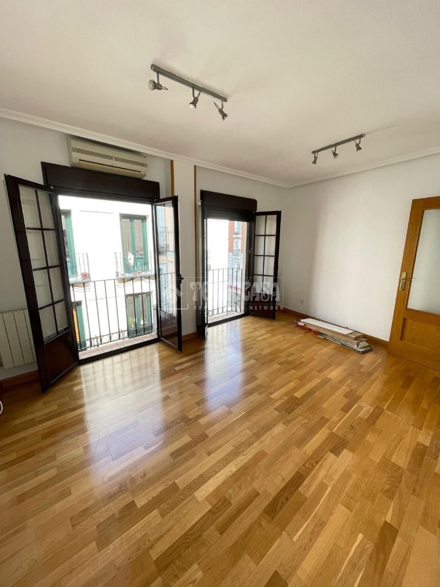 Piso de alquiler en Embajadores - Lavapiés, Centro