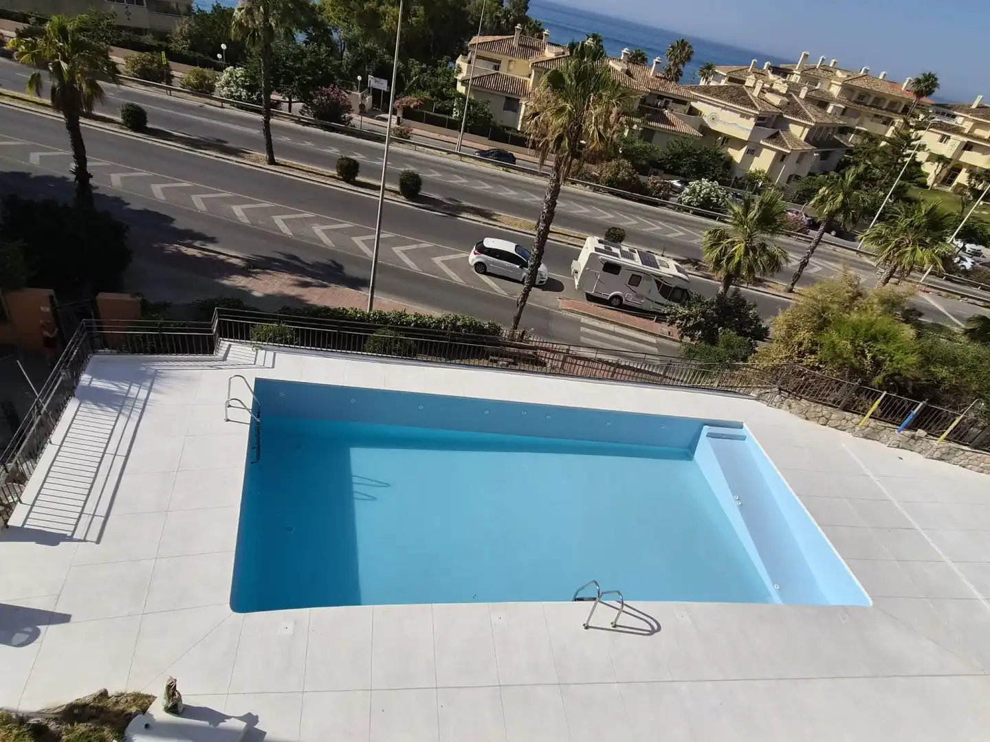 Swimming pool of Flat for sale in Benalmádena  with Air Conditioner, Heating and Terrace