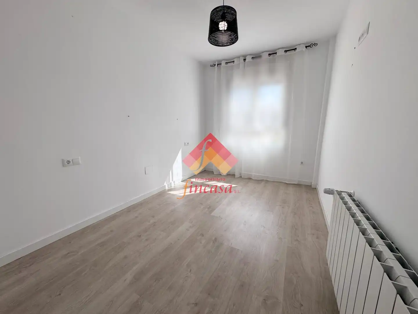 Flat for rent in Juzgados - La Feria
