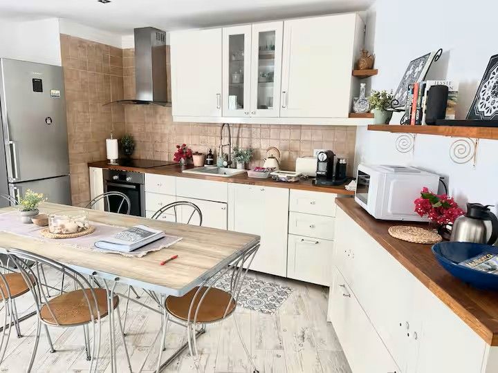 Cuina de Pis de lloguer en  Palma de Mallorca amb Aire condicionat, Calefacció i Moblat