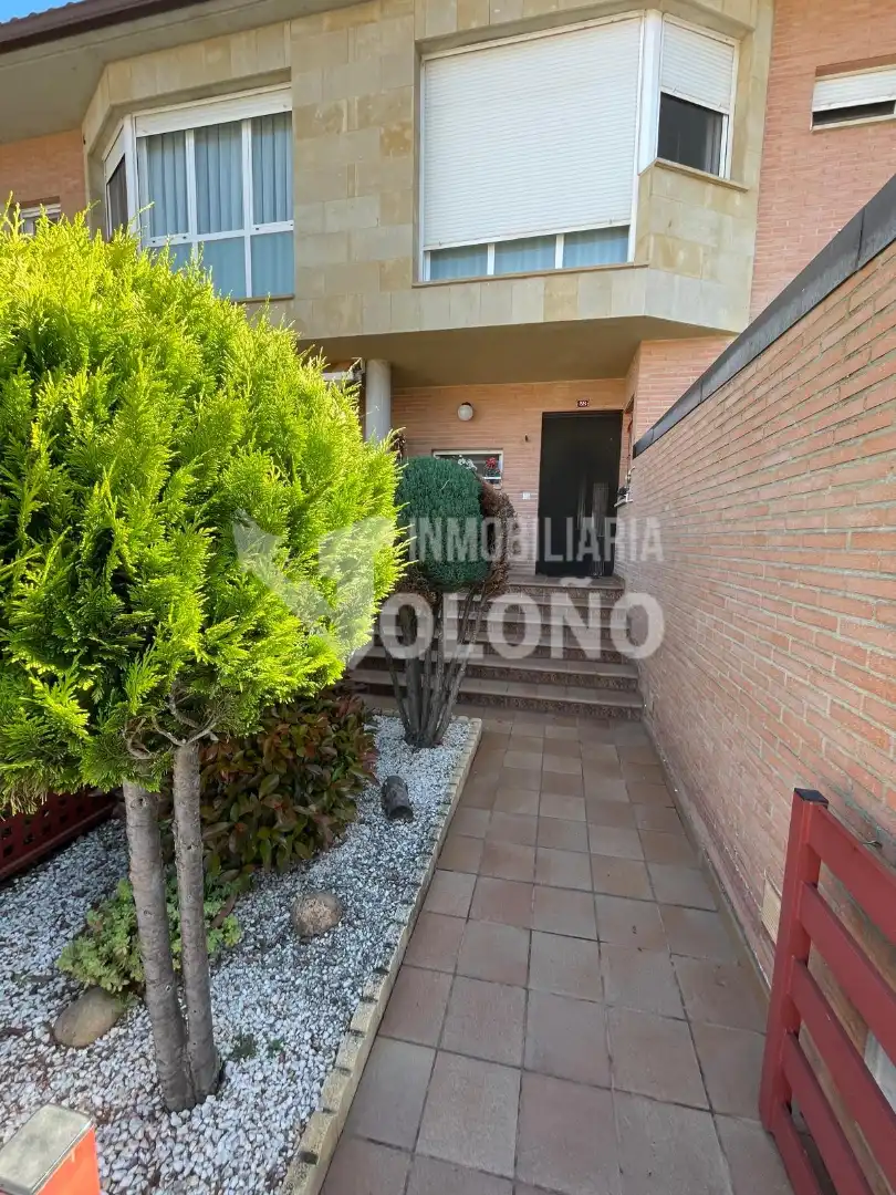 Casa o chalet en venta en Alesanco con Calefacción, Jardín privado y Parquet
