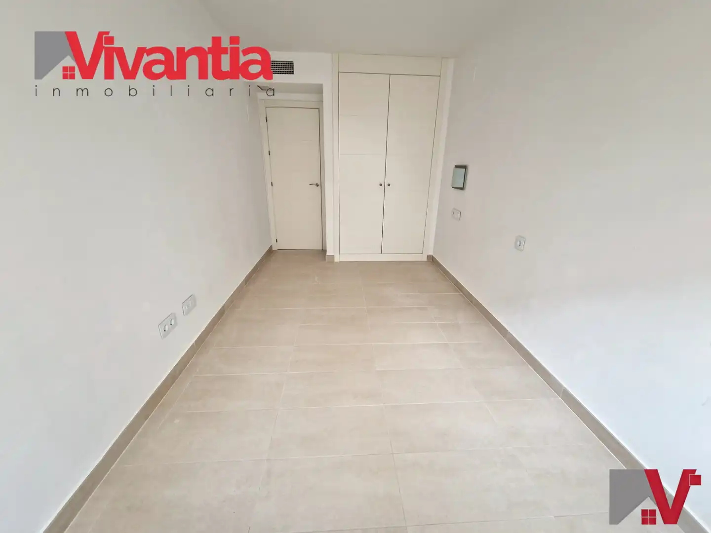 Piso con ascensor en venta en Avenida Juan Carlos I, imagen 25
