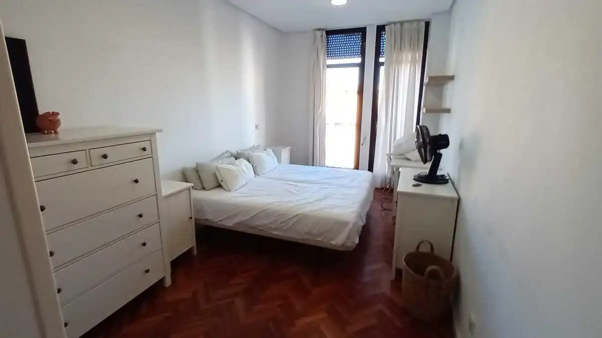 Schlafzimmer von Wohnung mieten mit Kaufoption in Centro
