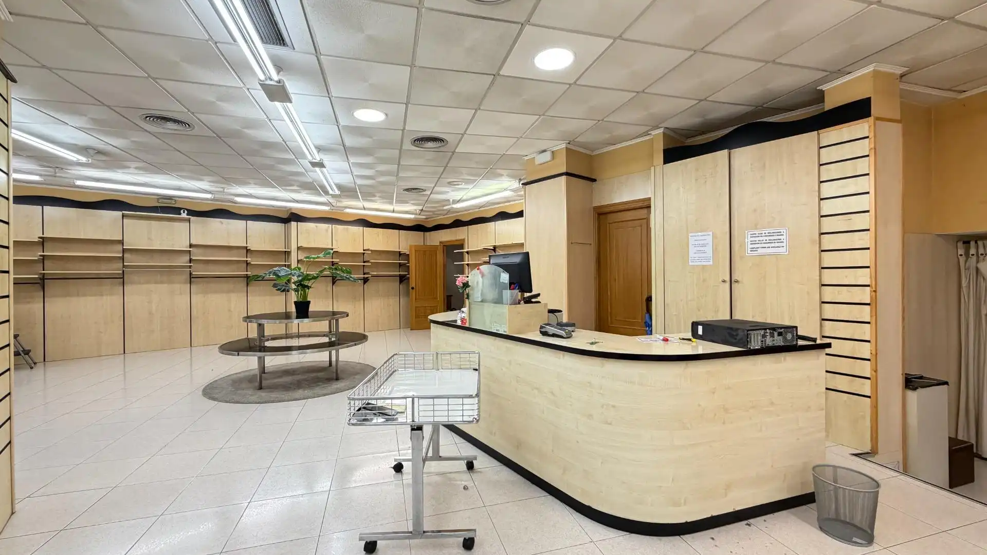 Local comercial de lloguer a Avenida Avenida Camelias, imagen 5