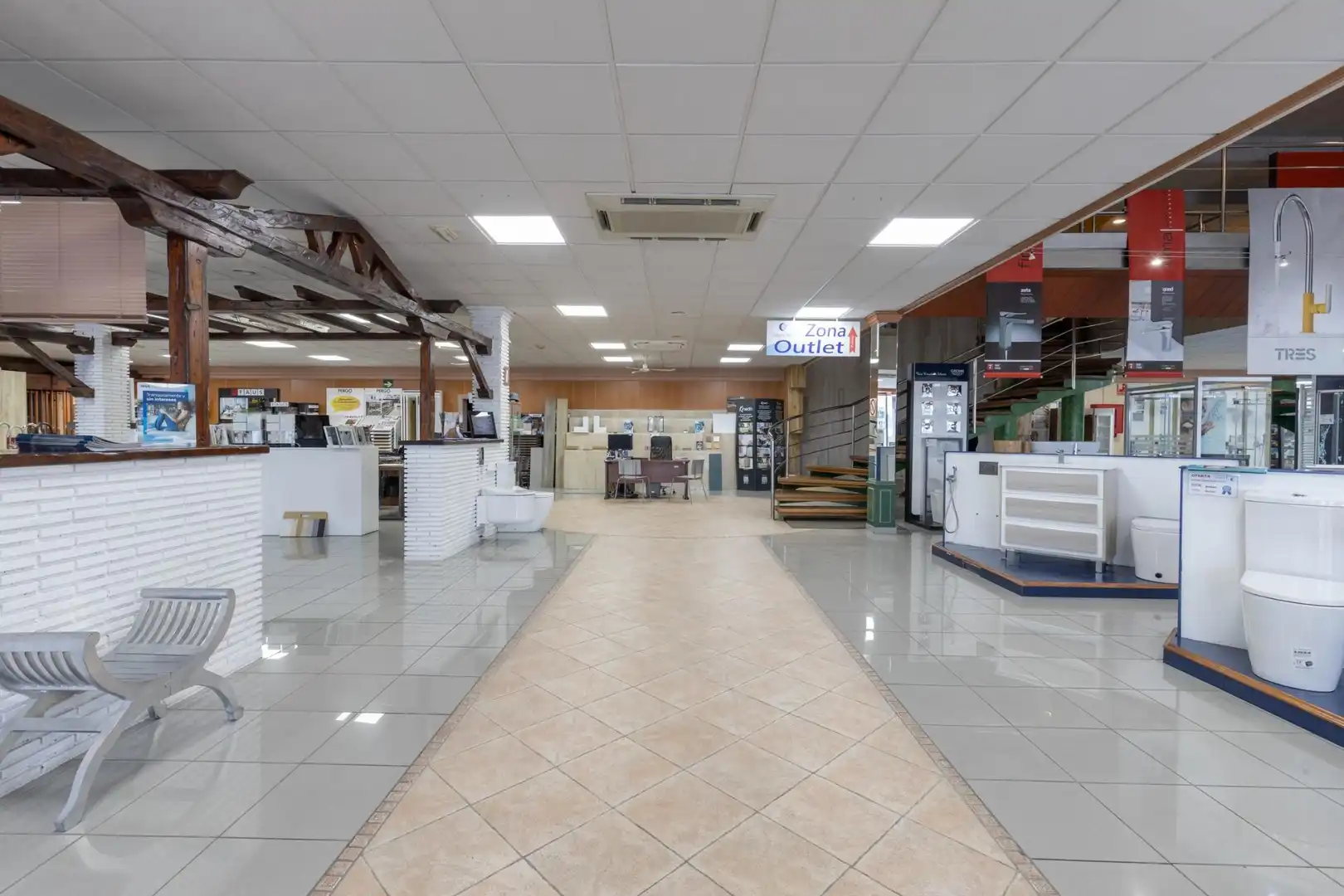 Nau industrial en venda en Santa Fe amb Calefacció