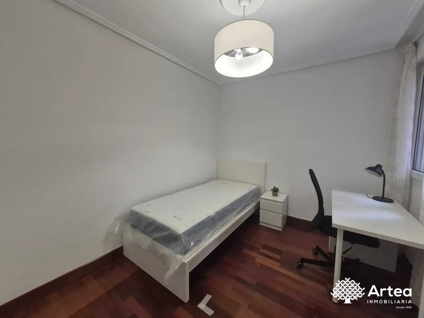Bedroom of Flat for rent in Bilbao   with Heating, Oven and Washing machine