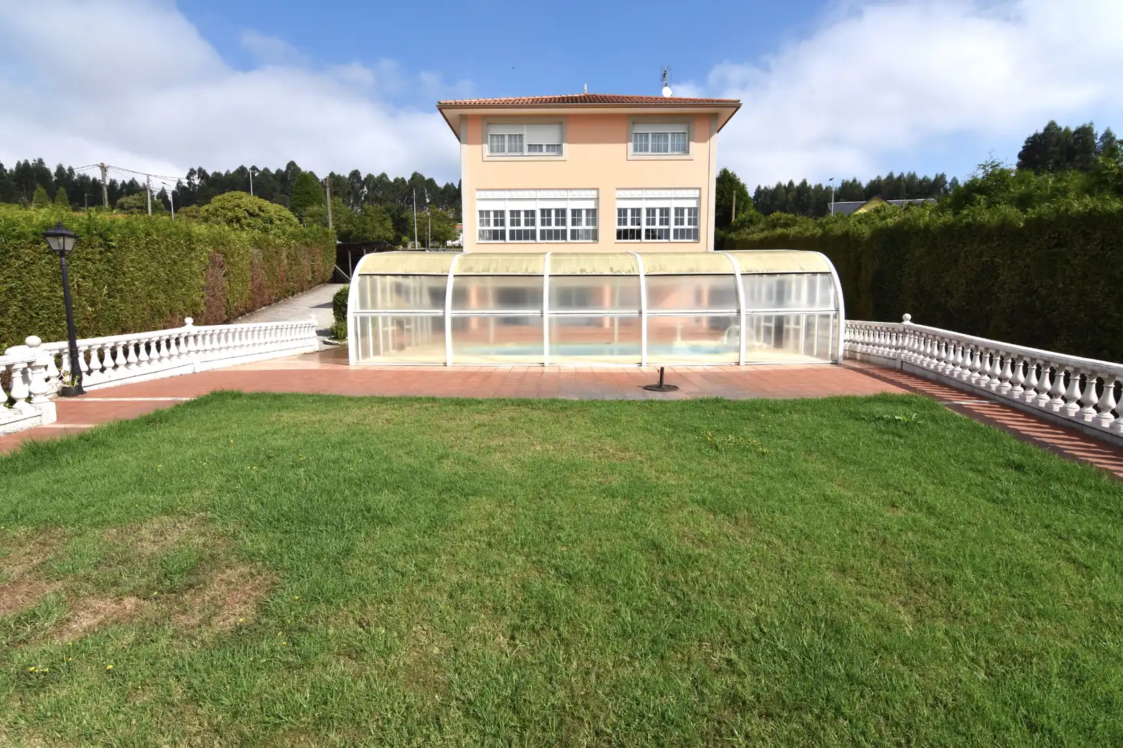 Jardín de Casa o chalet en venta en Bergondo con Calefacción, Jardín privado y Parquet