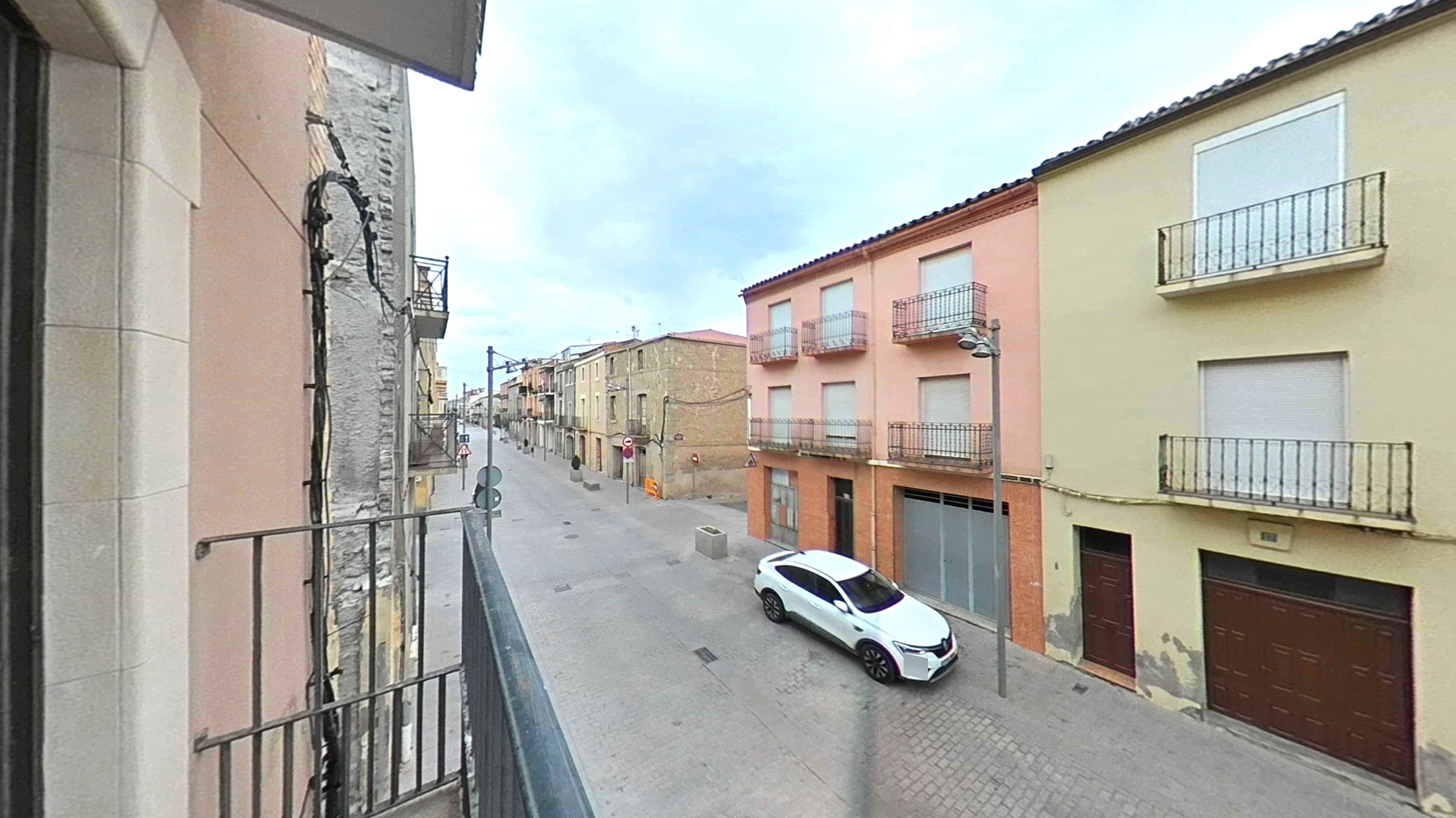 Vista exterior de Pis en venda en Almacelles amb Calefacció, Forn i Balcó