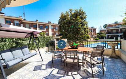 Jardí de Casa o xalet en venda en Vilassar de Mar amb Aire condicionat, Calefacció i Terrassa