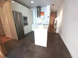Kitchen of Flat for rent in Madrid  with Air Conditioner, Heating and Parquet flooring