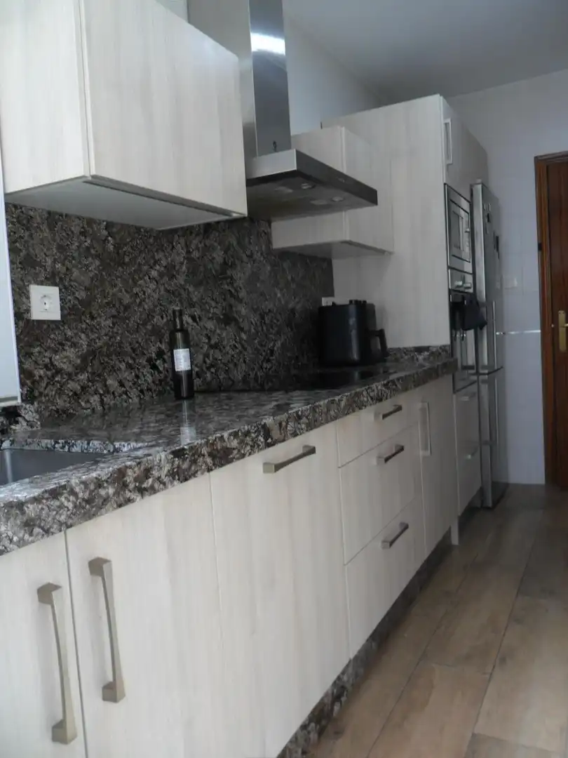 Flat with lift to rent in Beiro, imagen 26