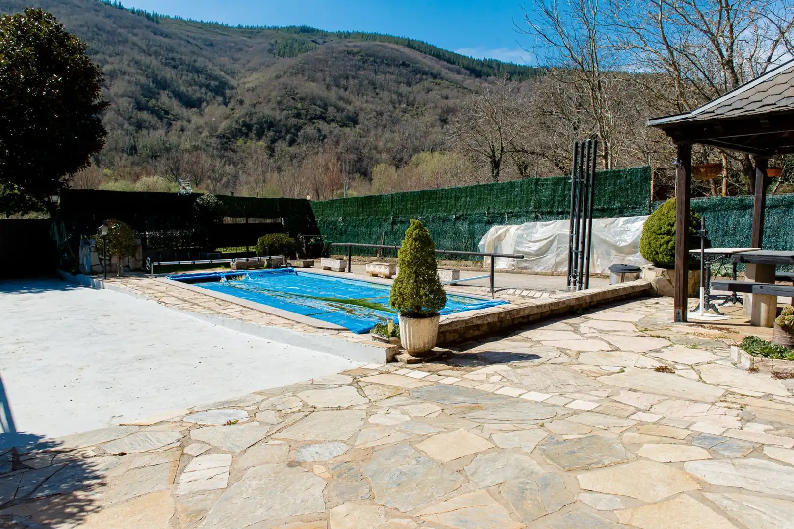 Piscina de Casa o chalet en venta en Trabadelo con Calefacción y Amueblado