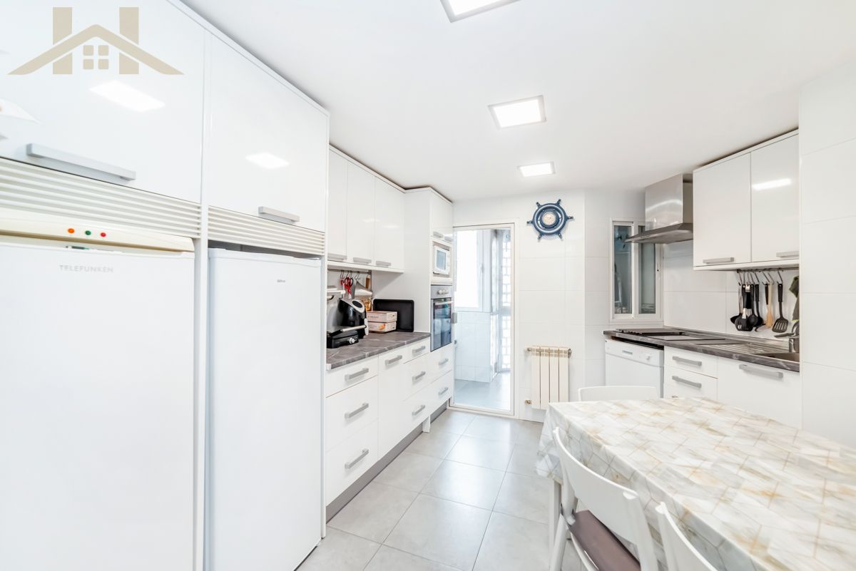 Cuina de Pis en venda en San Sebastián de los Reyes amb Aire condicionat, Calefacció i Traster