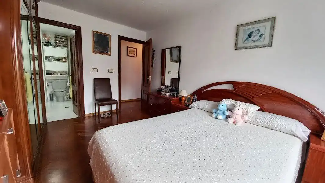 Bedroom of Flat for sale in Culleredo  with Heating, Parquet flooring and Storage room