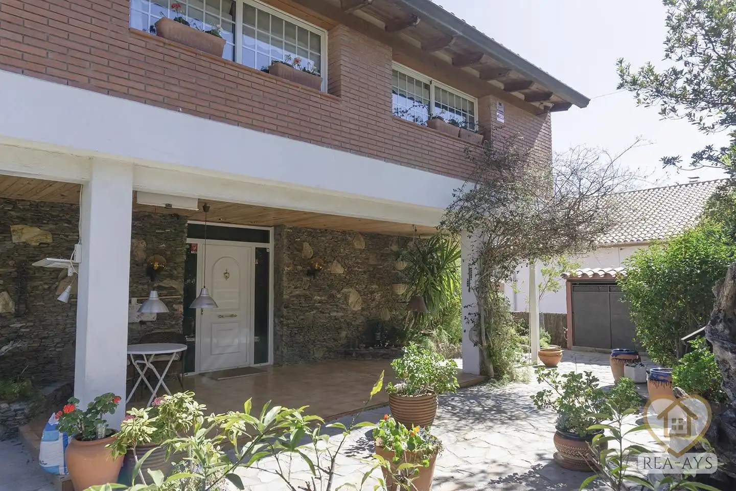 Vista exterior de Casa o chalet en venta en Vallirana con Jardín privado, Terraza y Trastero