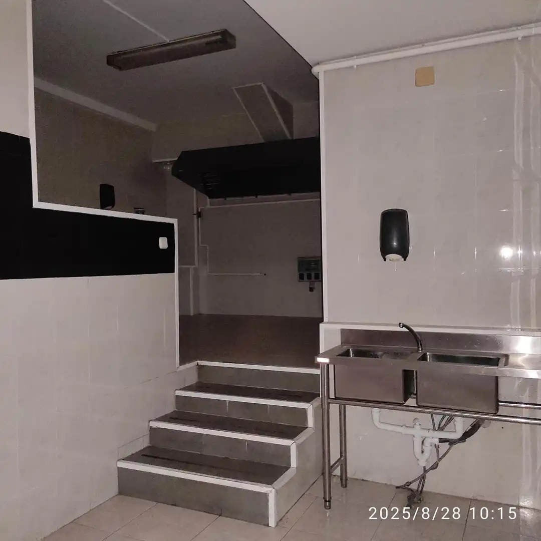 Local comercial en venta en Carrer de Numància, imagen 12