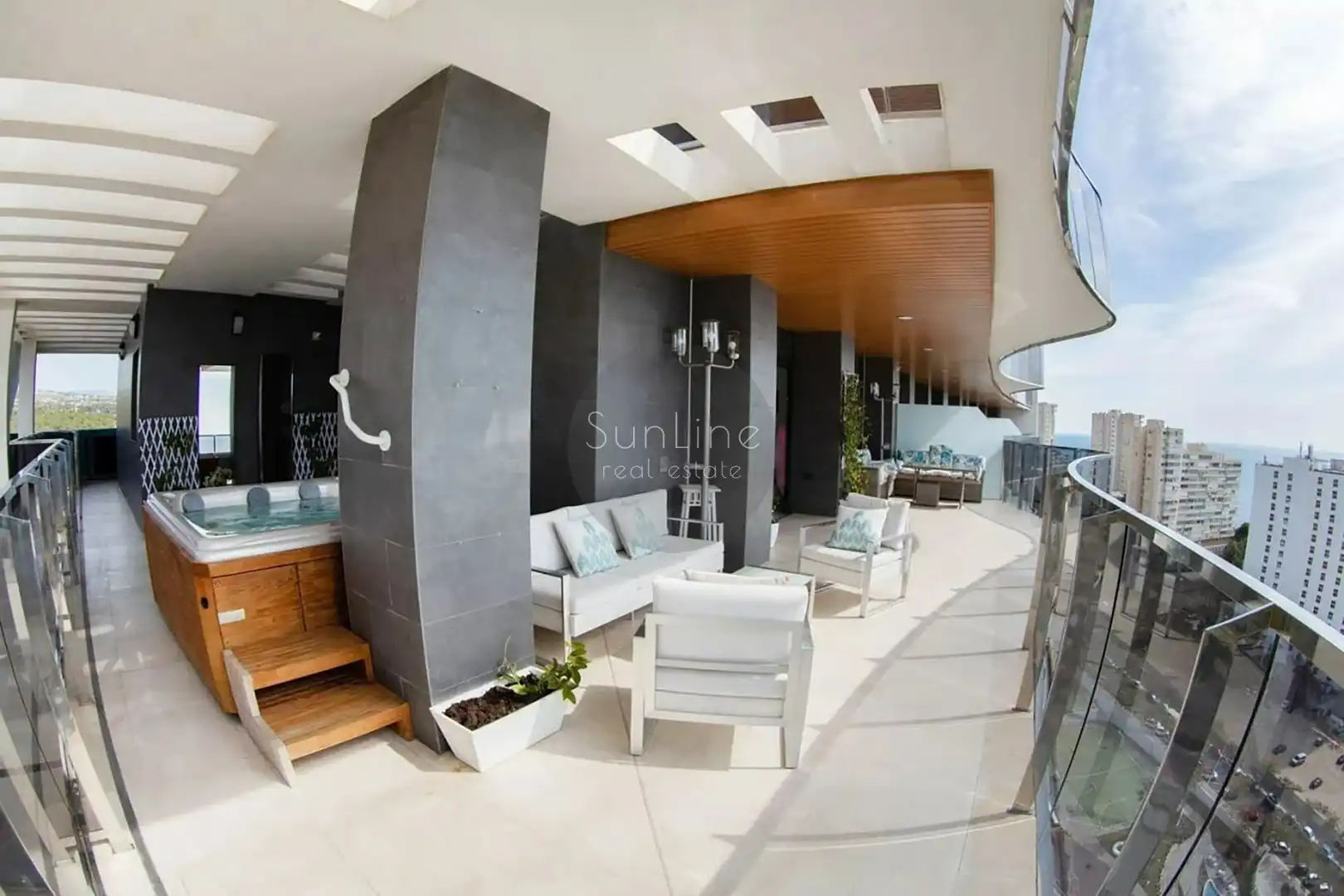 Terrasse von Wohnung zum Verkauf in Benidorm mit Möbliert, Balkon und Whirlpool