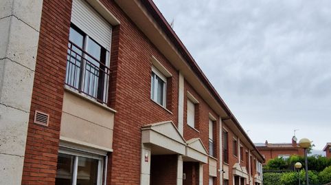 Foto 2 de Casa adosada de alquiler en Carrer D'osca, Mira-sol, Sant Cugat del Vallès