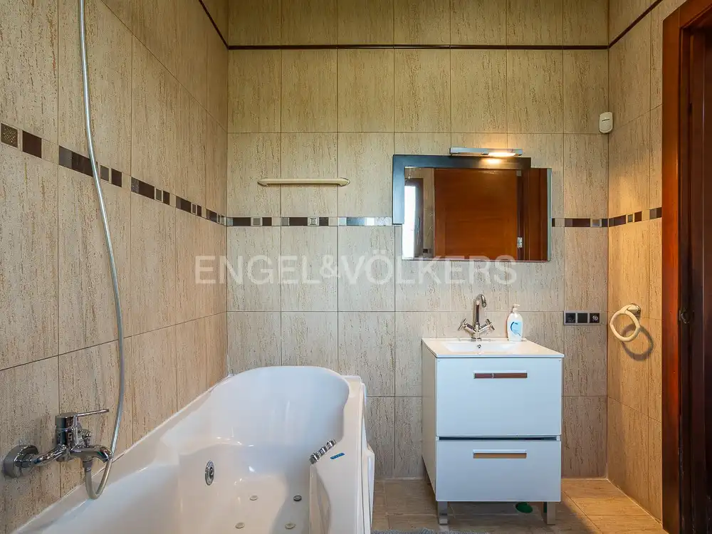 Bathroom of Houses for sale in Dénia  with Air Conditioner, Heating and Private garden