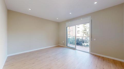 Photo 4 of Flat for sale in Carrer del Rosselló, El Camp de l'Arpa del Clot, Barcelona