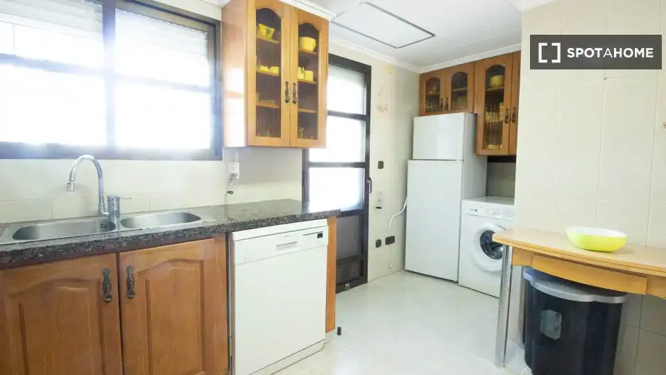 Kitchen of Flat for rent in Sueca  with Air Conditioner, Heating and Furnished