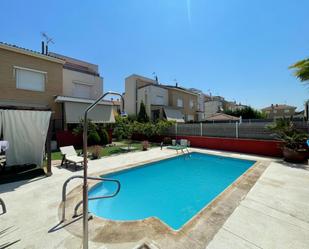 Piscina de Casa o xalet en venda en Villanueva de la Cañada amb Calefacció, Jardí privat i Terrassa