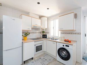 Cuina de Àtic en venda en Fuengirola amb Aire condicionat, Terrassa i Piscina comunitària