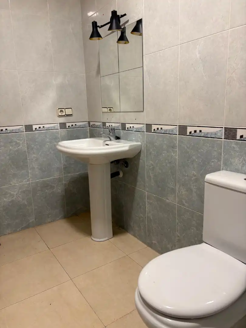 Baño de Piso en venta en Las Torres de Cotillas con Aire acondicionado, Terraza y Amueblado