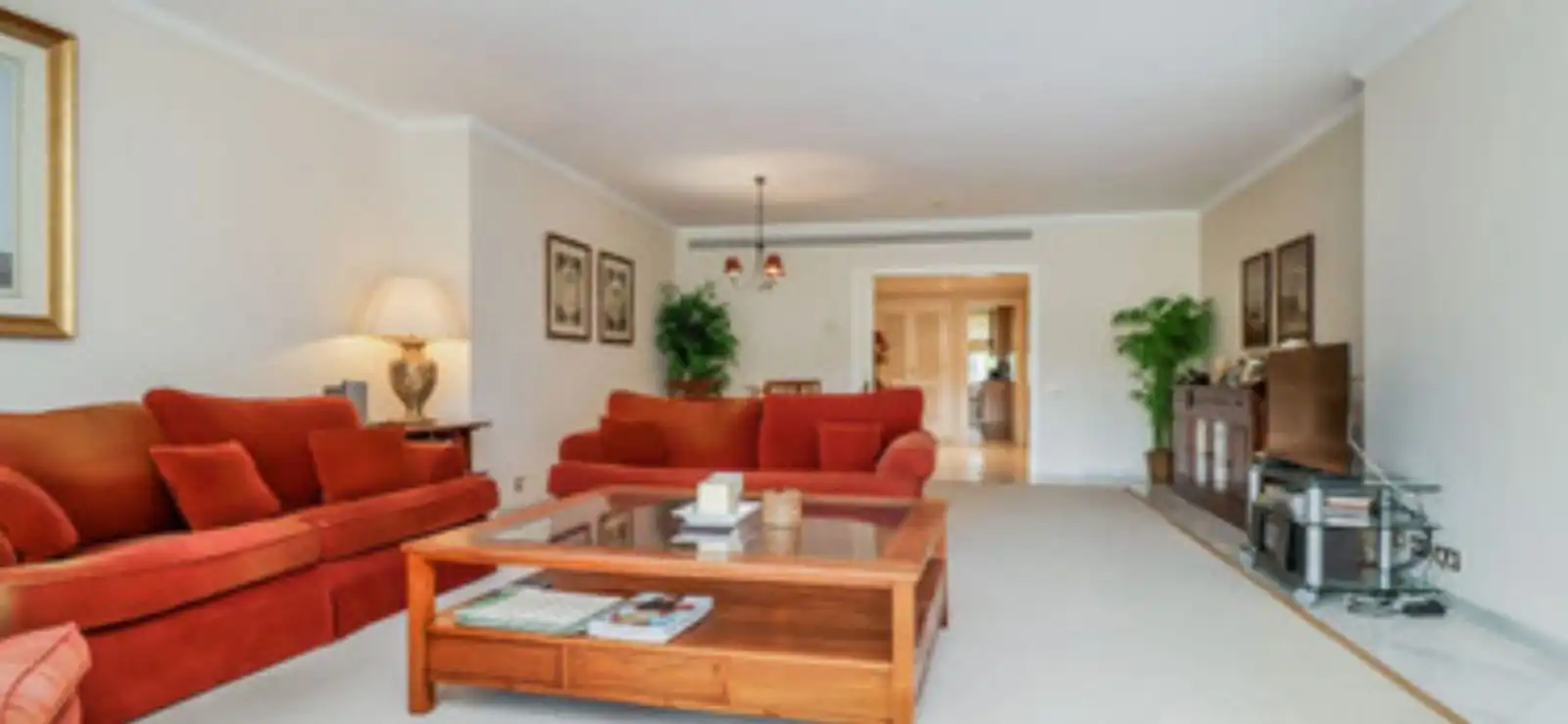 Sala de estar de Piso en venta en Marbella con Aire acondicionado, Terraza y Amueblado