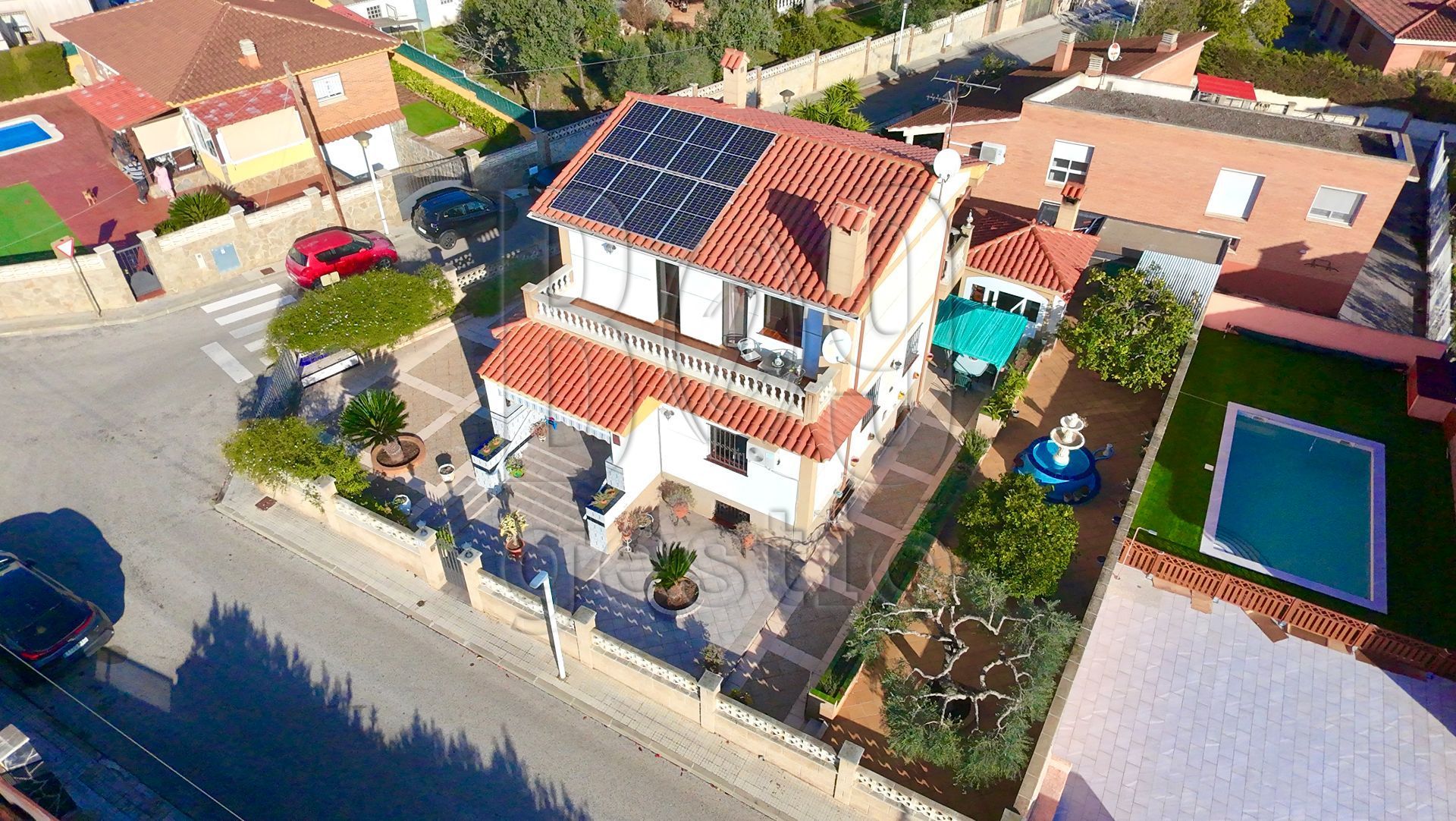 Vista exterior de Casa o xalet en venda en El Catllar  amb Aire condicionat, Calefacció i Terrassa