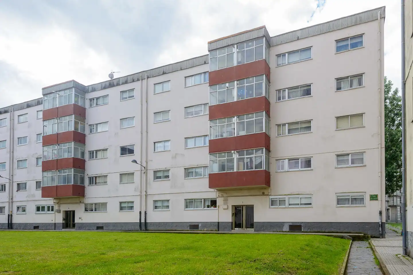 Vista exterior de Pis en venda en Ferrol
