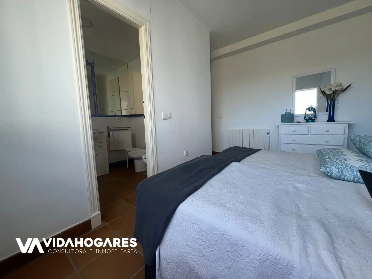 Habitación de Piso de alquiler en Rota con Piscina y Amueblado