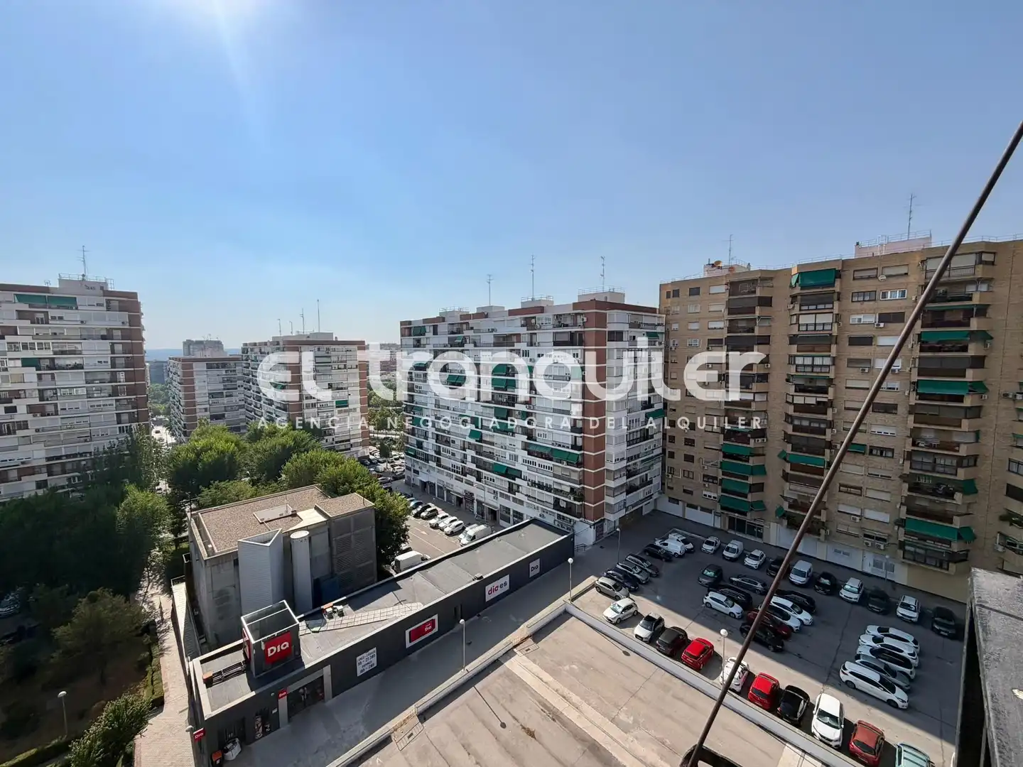 Parking de Piso de alquiler en Madrid con Aire acondicionado, Terraza y Amueblado