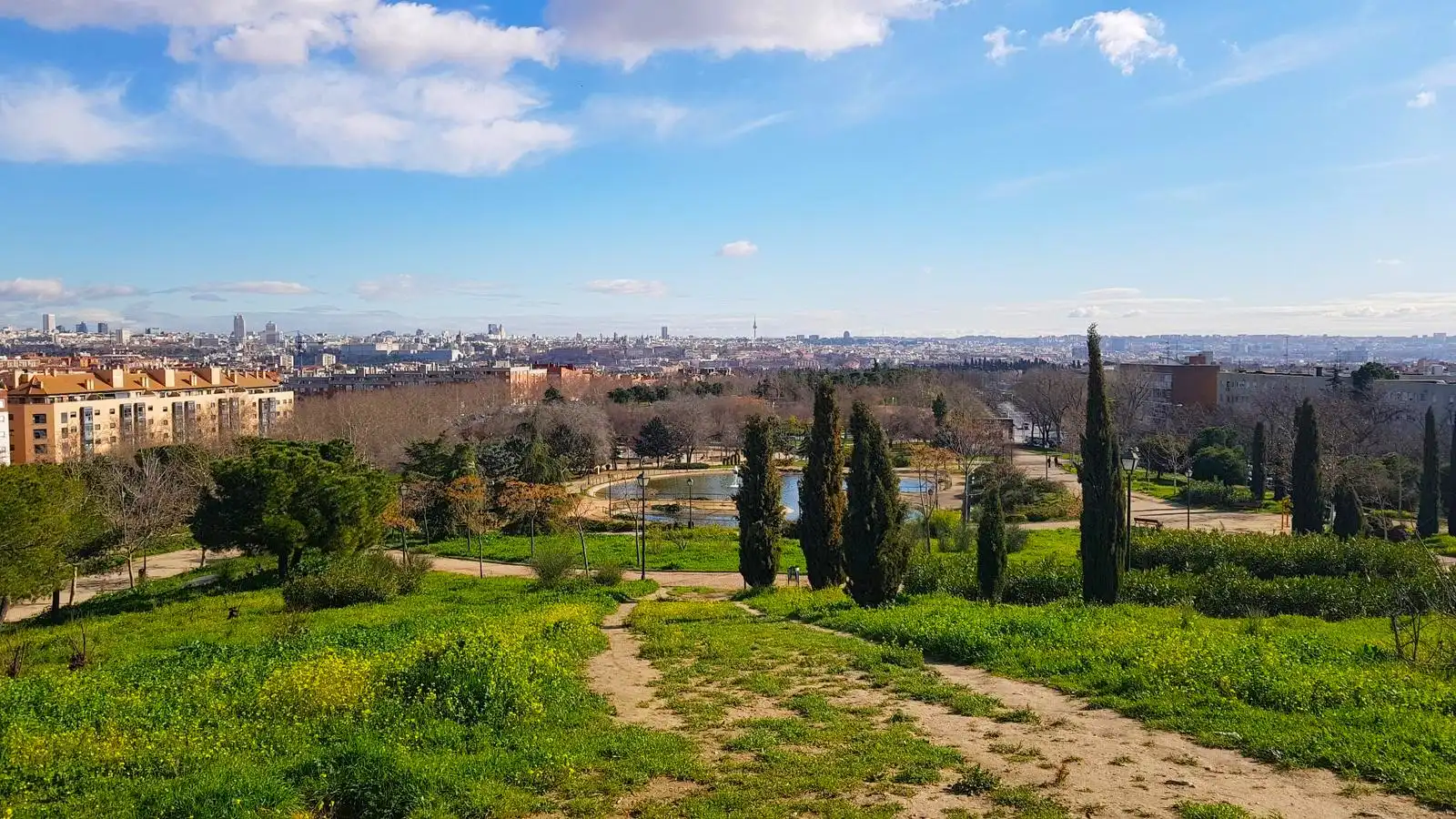 Vista exterior de Piso en venta en Madrid