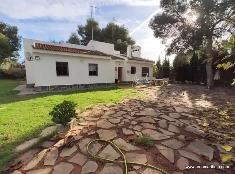 Houses for rent in Calle Murcia, Serra