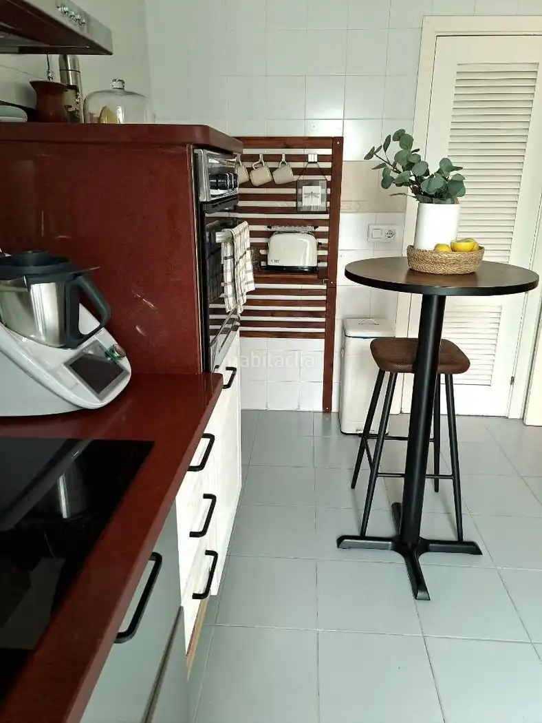 Reihenhaus mit Pool zur Miete in Calle Mochuelo 7