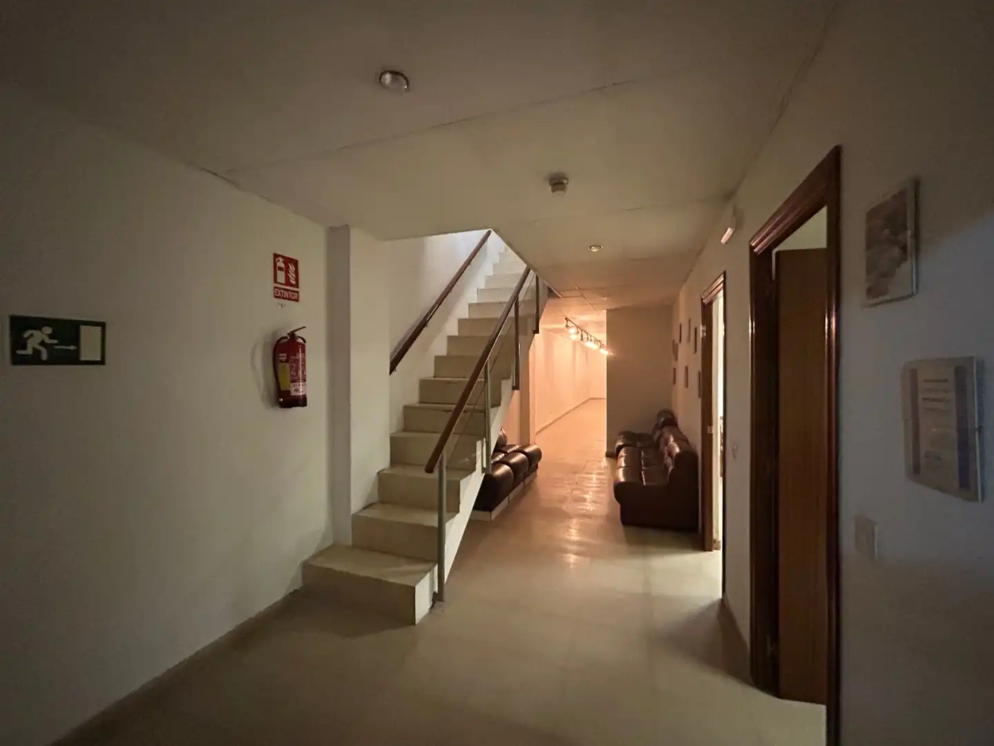 Local en venta en Barcelona con Aire acondicionado, Amueblado y Alarma