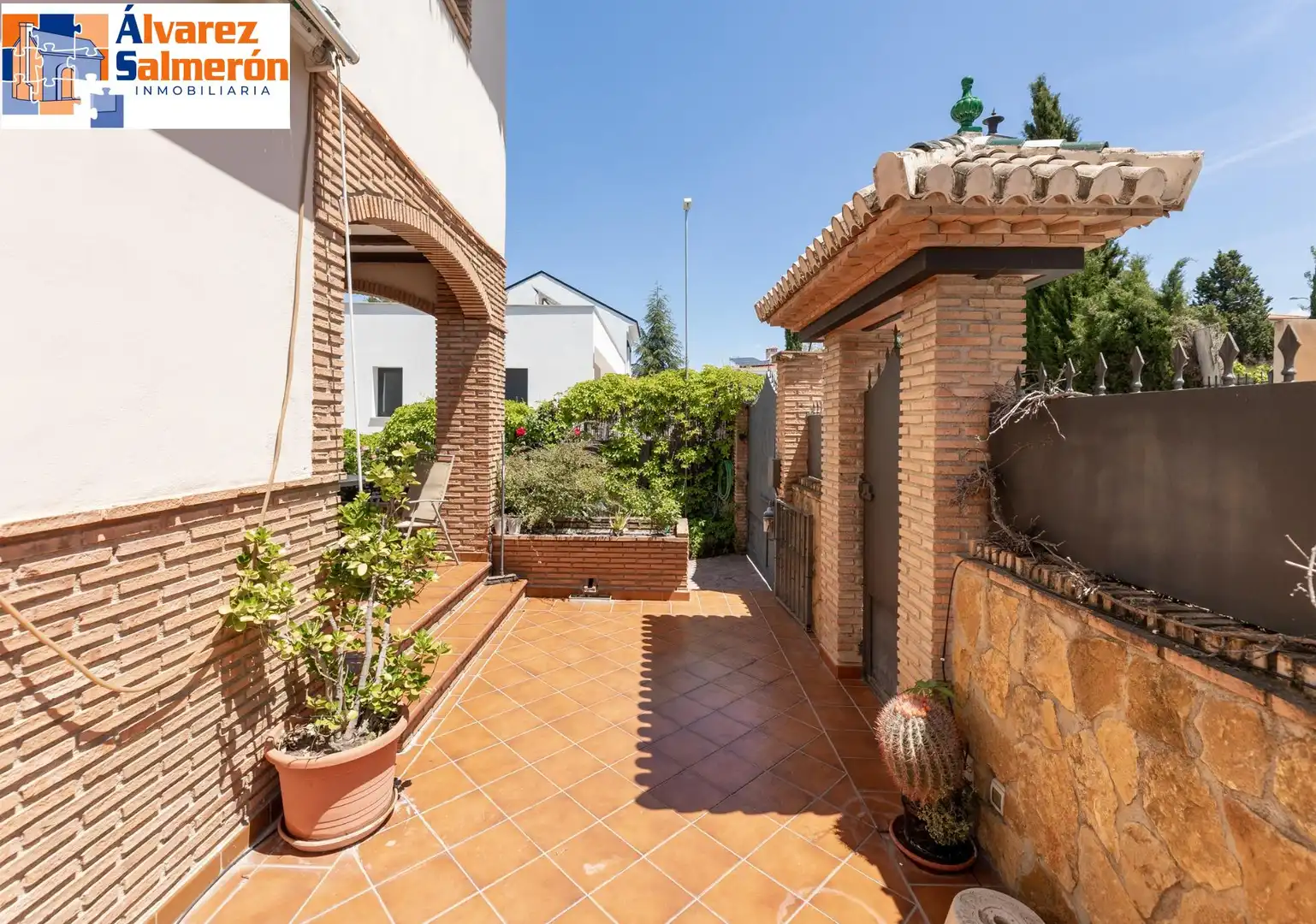 Jardín de Casa o chalet en venta en Monachil con Aire acondicionado, Calefacción y Jardín privado