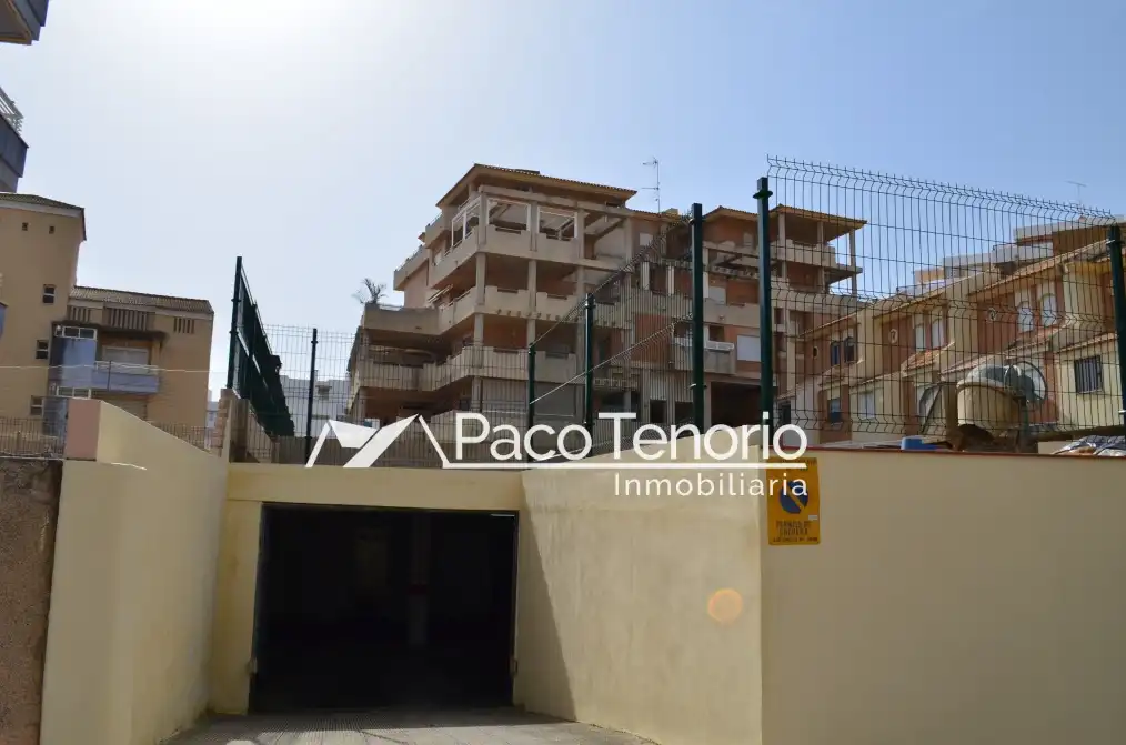 Parking de Apartamento de alquiler en La Antilla con Terraza, Amueblado y Lavadora