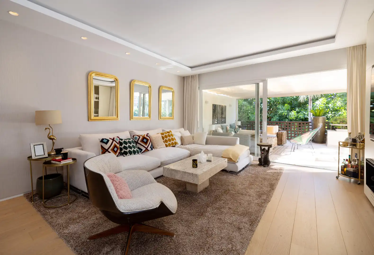 Piso con piscina en venta en Río Real - Los Monteros, imagen 3