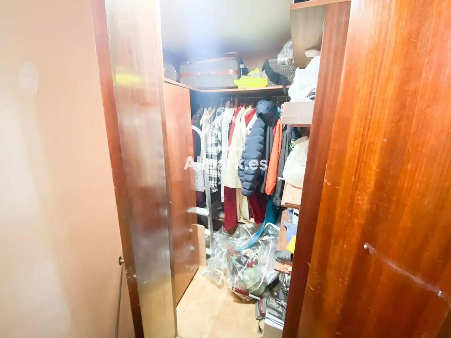 Habitación de Piso en venta en Alicante / Alacant con Aire acondicionado, Terraza y Balcón