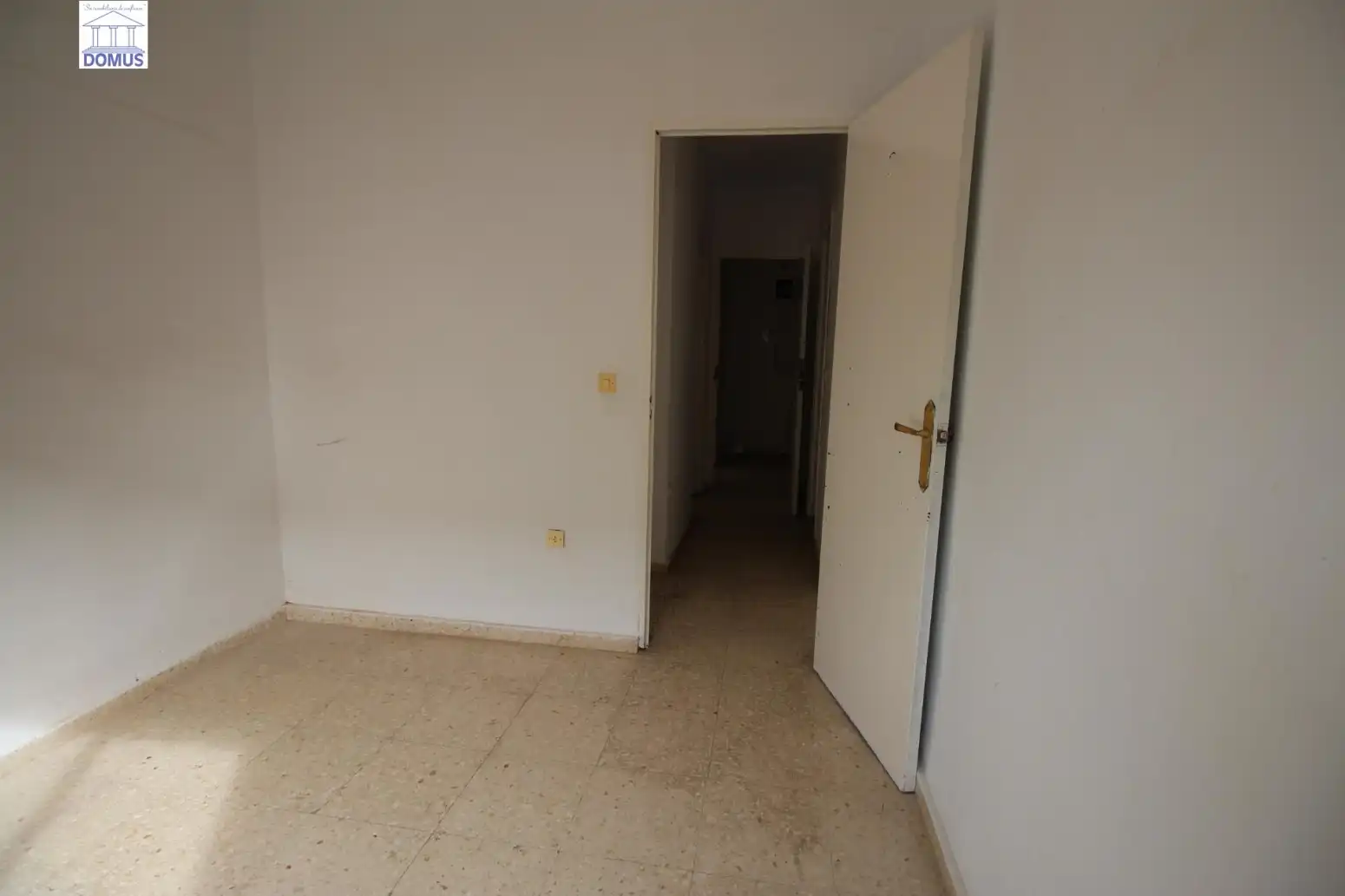 Wohnung zum Verkauf in Montijo mit Parkett, Terrasse und Balkon