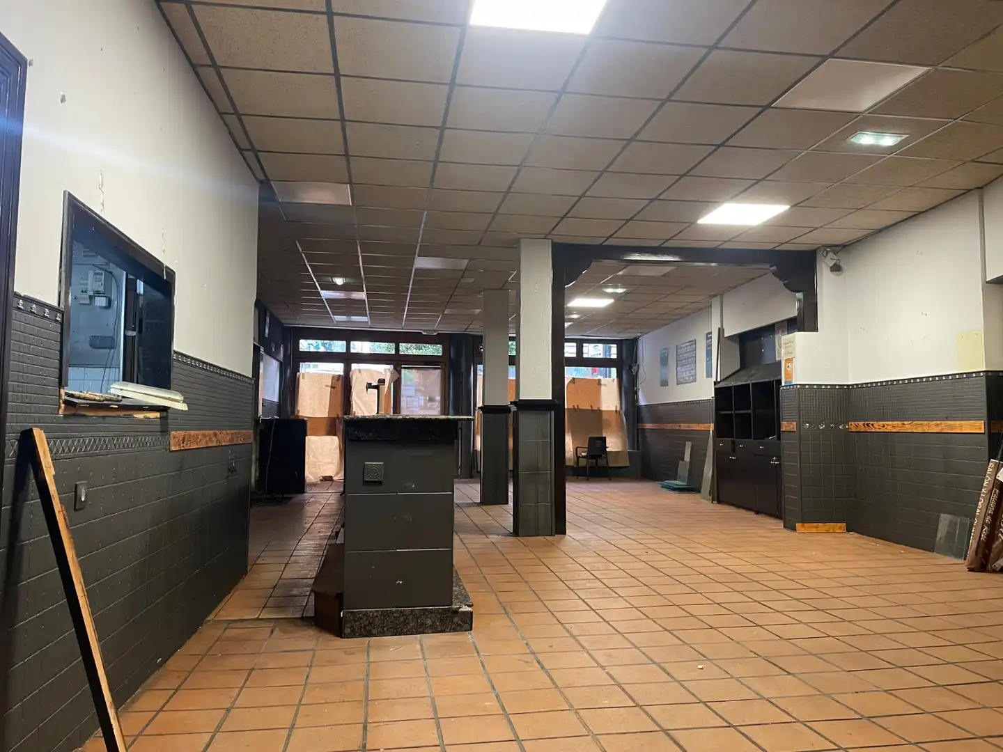 Business premises to rent in Calle Doctor Braulio Busto 21, imagen 4