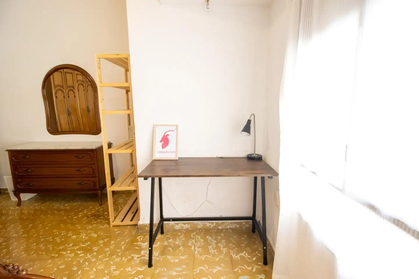 Bedroom of Flat for rent in Valencia  with Terrace and Furnished