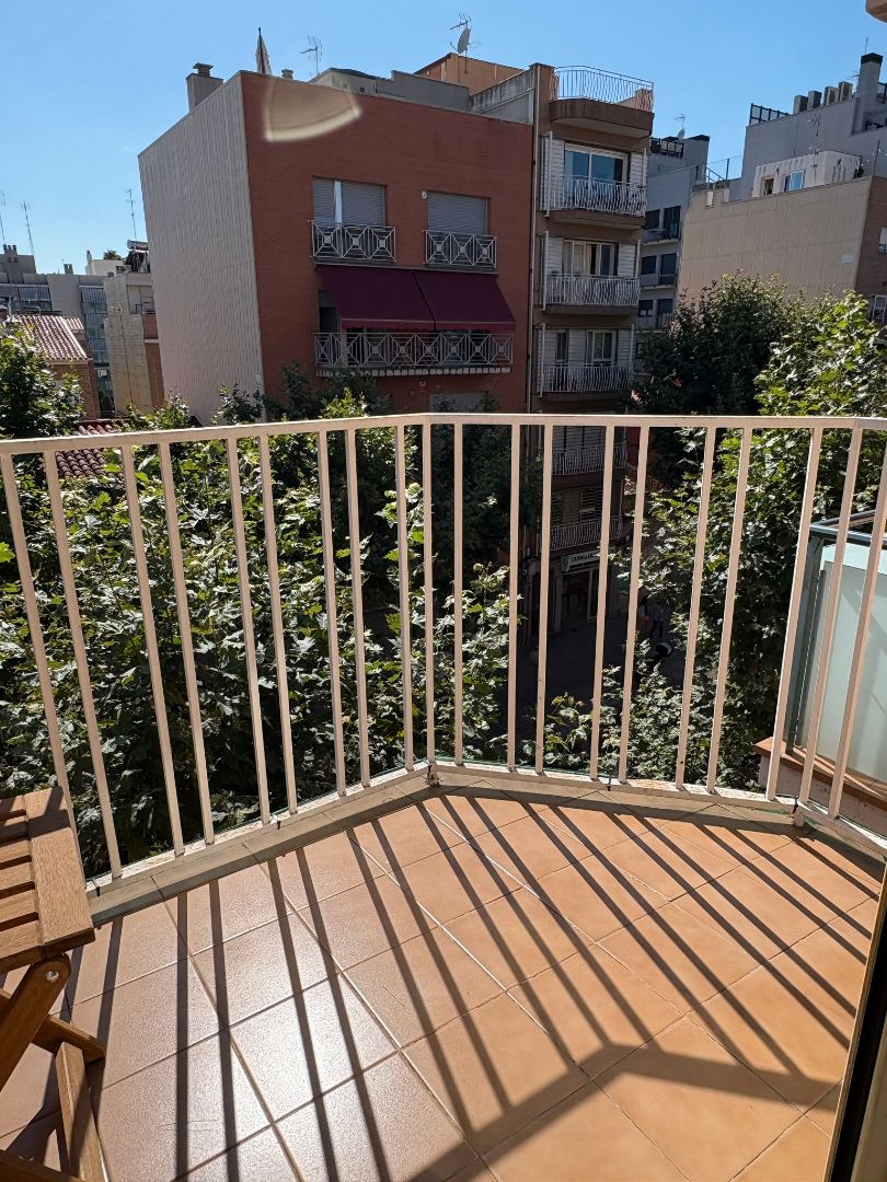 Balcony of Flat for sale in Badalona  with Air Conditioner, Heating and Furnished