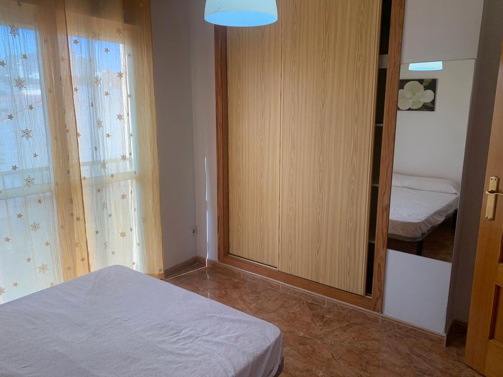 Dormitori de Apartament en venda en Fuengirola amb Moblat i Balcó