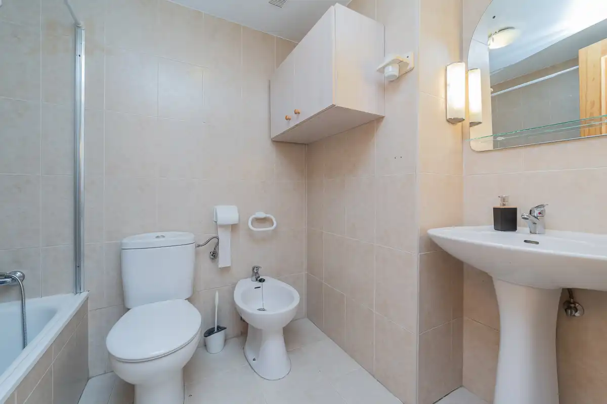 Bathroom of Flat for sale in Ciempozuelos  with Air Conditioner, Heating and Furnished