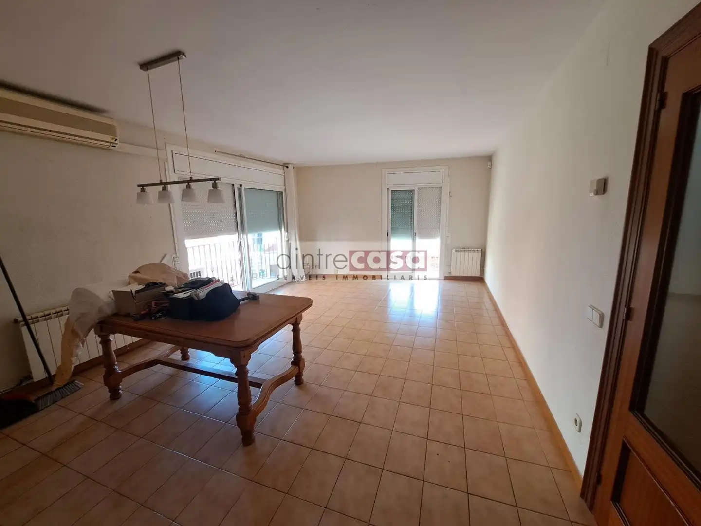 Wohnzimmer von Wohnung zum Verkauf in Tordera mit Klimaanlage, Heizung und Ofen