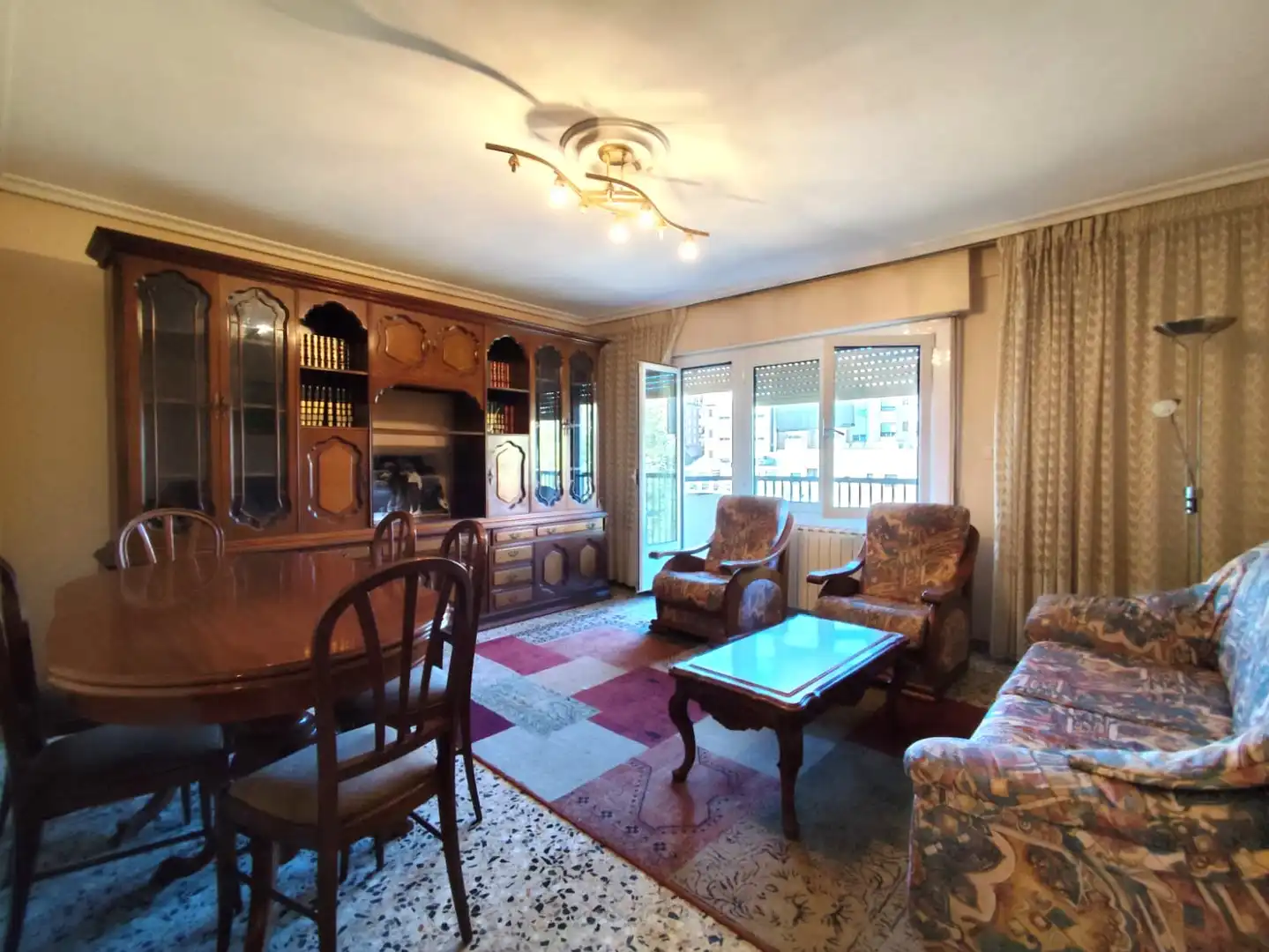 Sala de estar de Piso en venta en Arnedo con Calefacción, Terraza y Amueblado