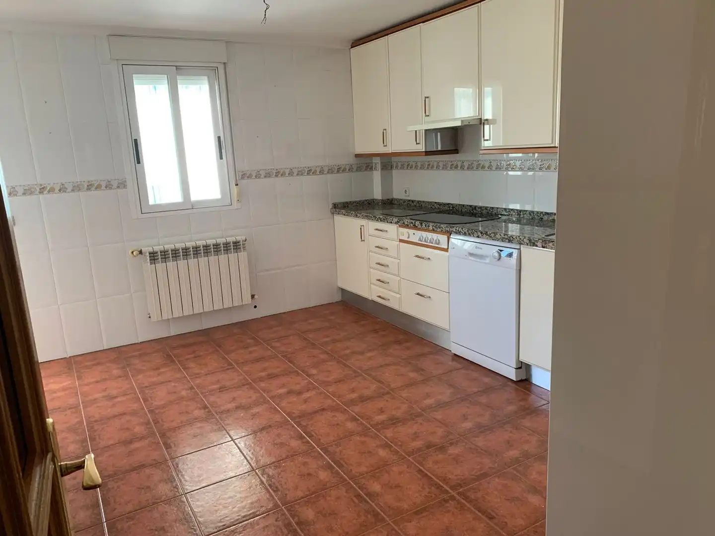 Cocina de Dúplex de alquiler en Cáceres con Calefacción
